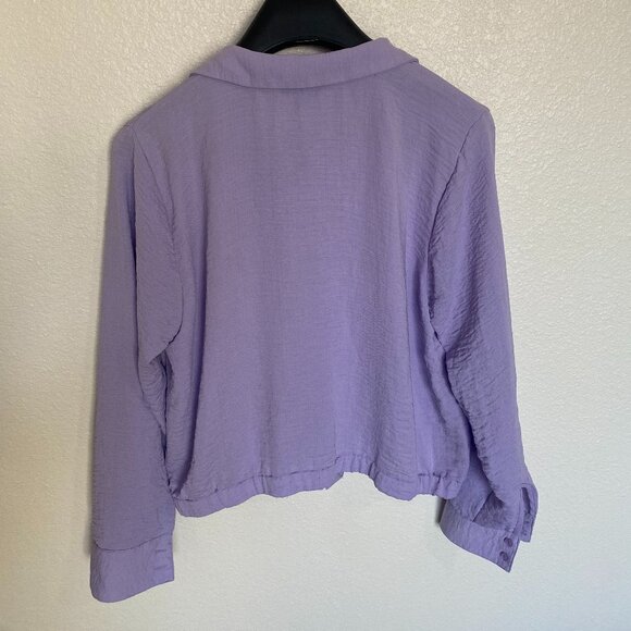 Women's long-sleeved purple button-down blouse- L - Picture 2 of 3
